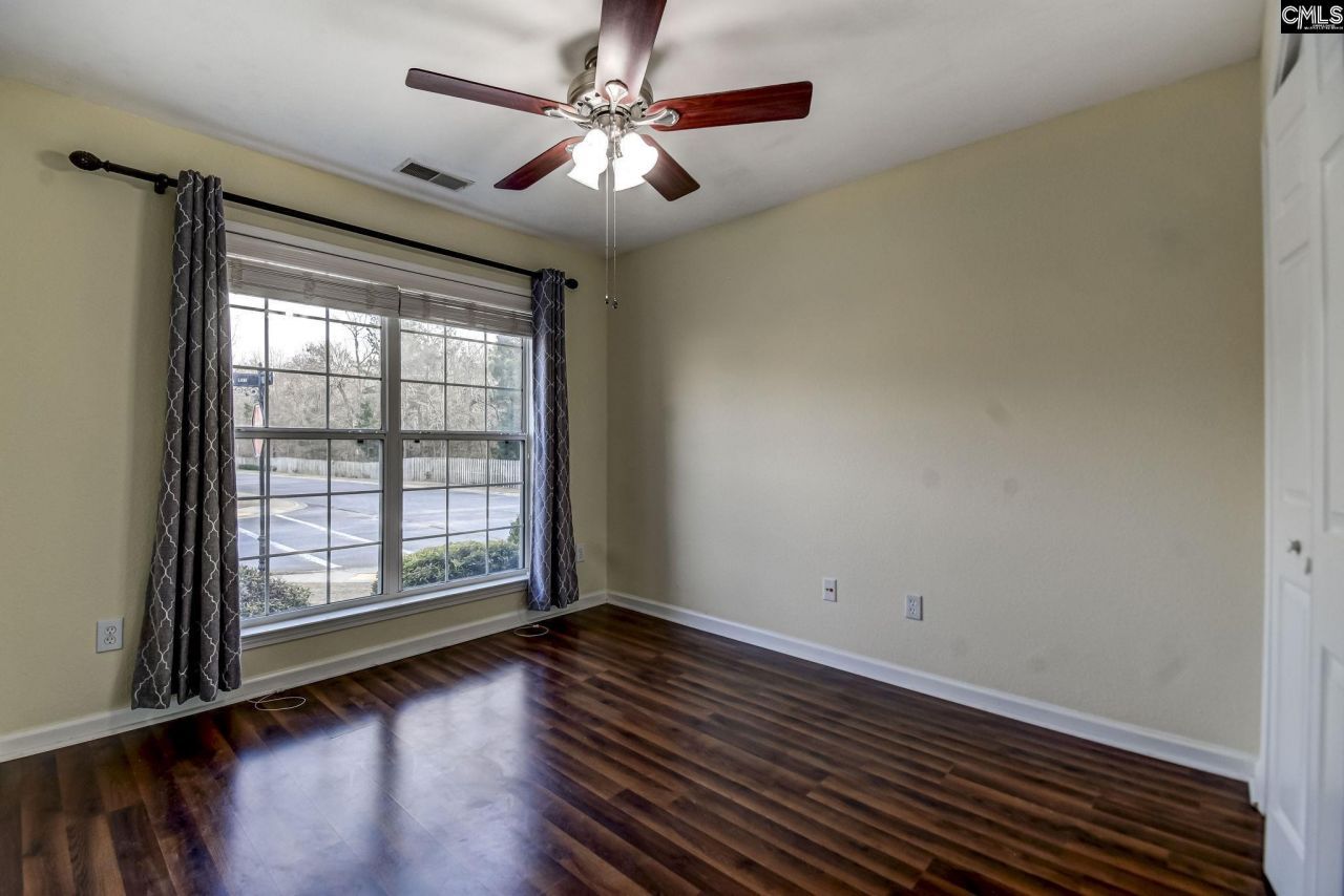 301 Baltica Lane  Photo 17