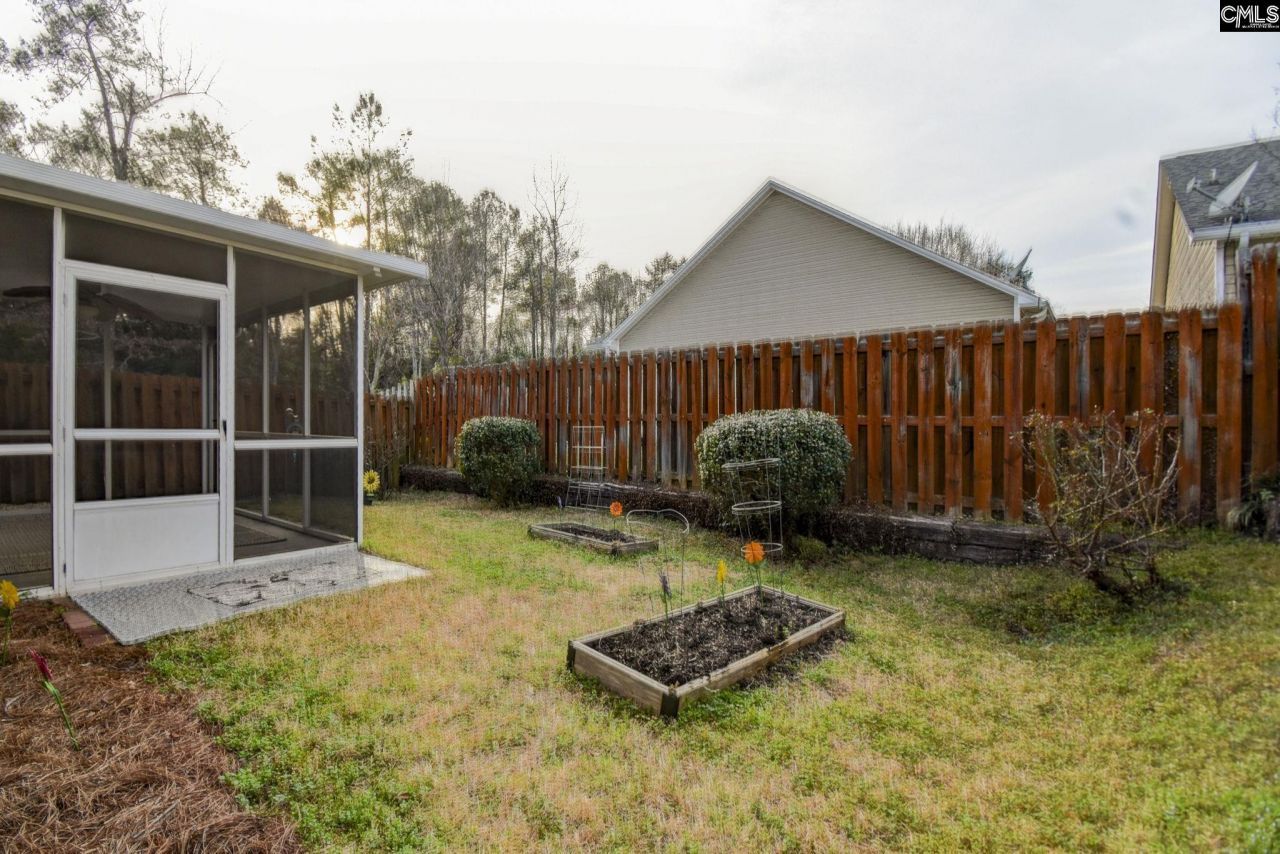 301 Baltica Lane  Photo 19