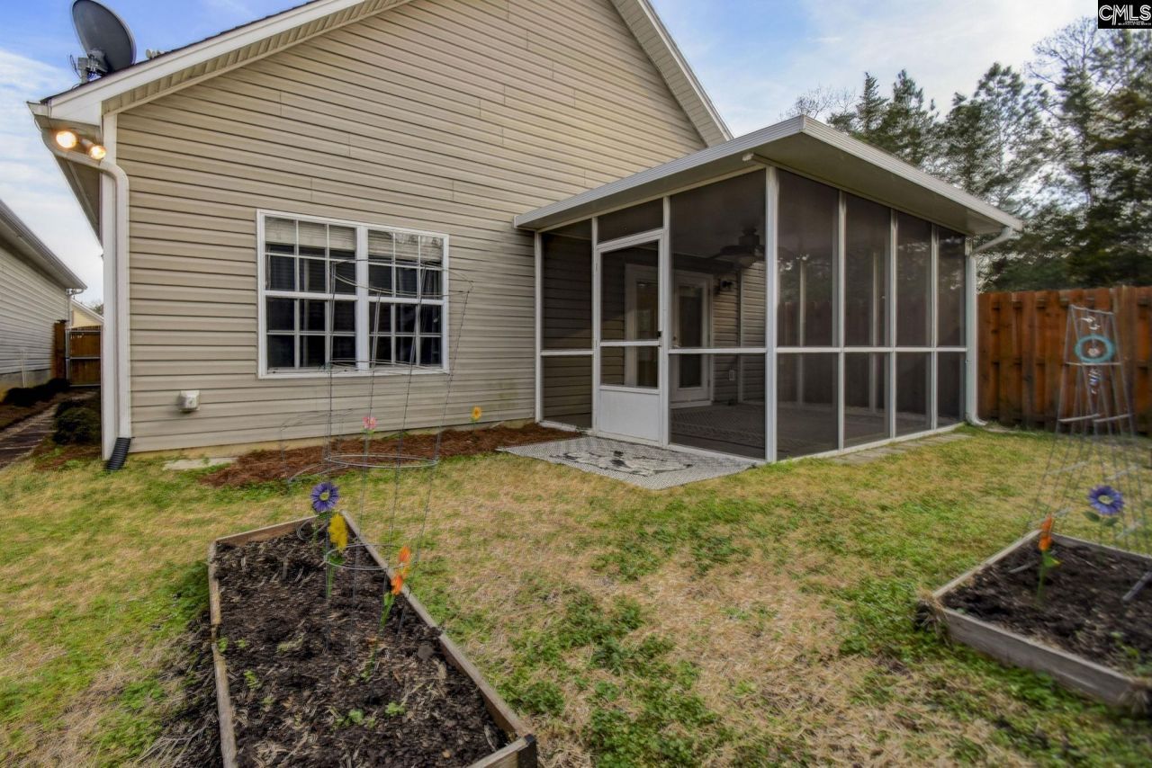 301 Baltica Lane  Photo 20