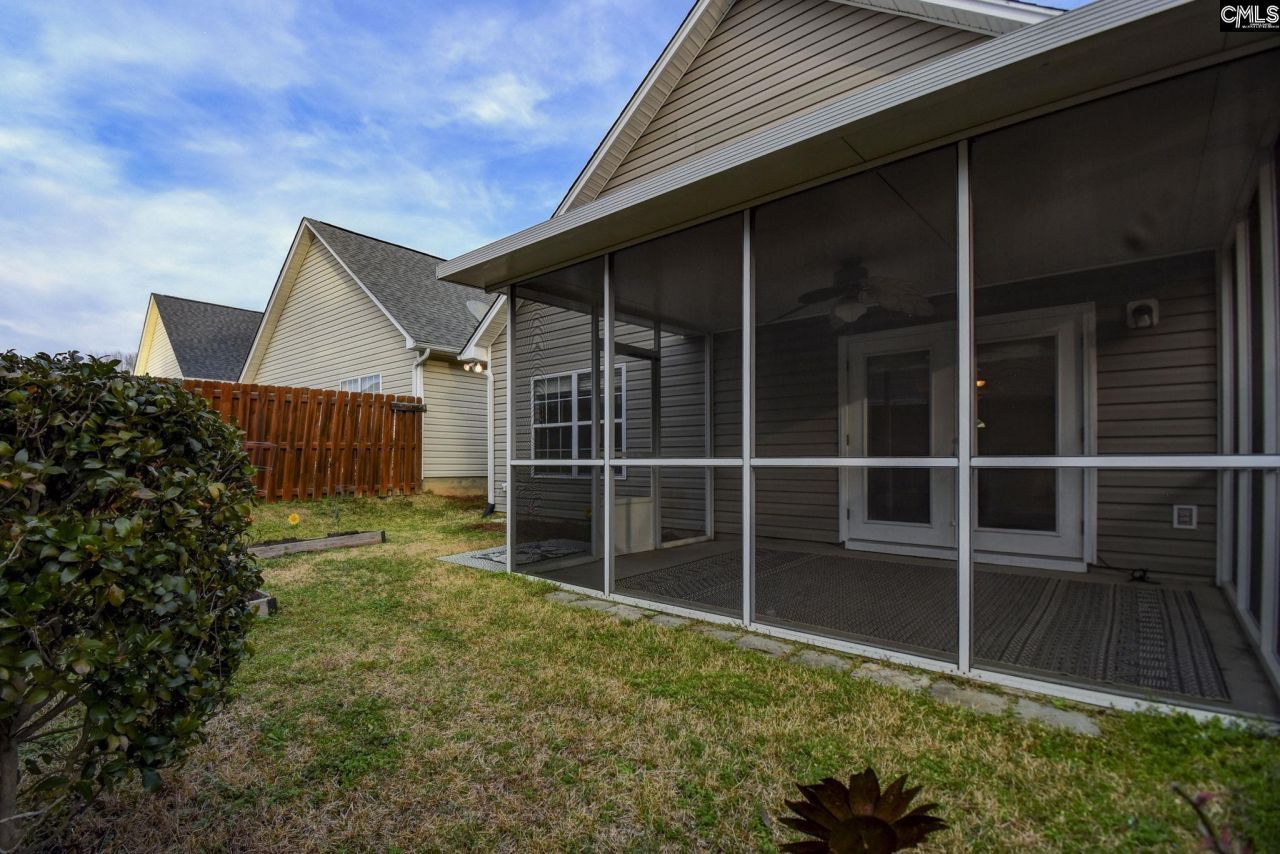 301 Baltica Lane  Photo 21