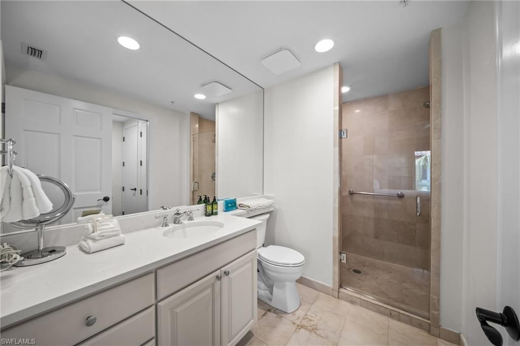 221 9th St S, Unit 313, Naples, FL 34102 Photo