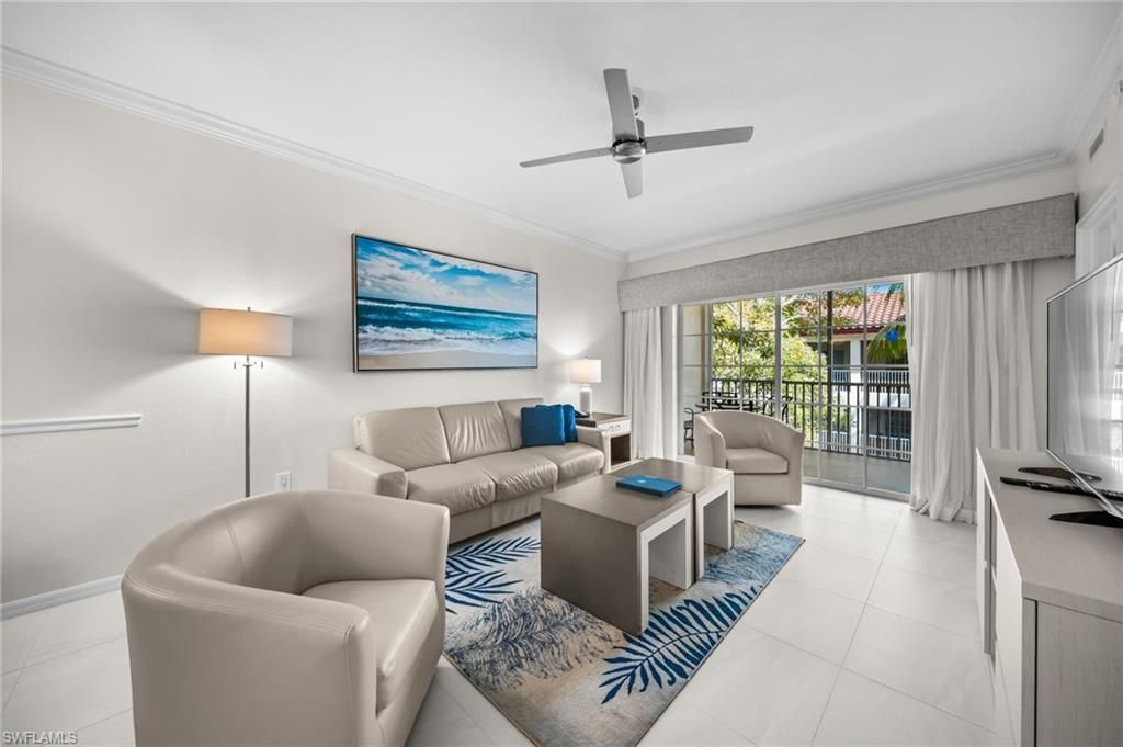 221 9th St S, Unit 313, Naples, FL 34102 Photo