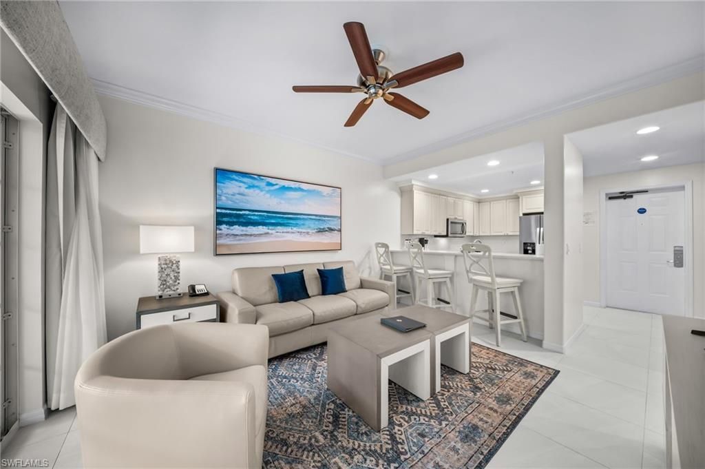 221 9th St S, Unit 127, Naples, FL 34102 Photo