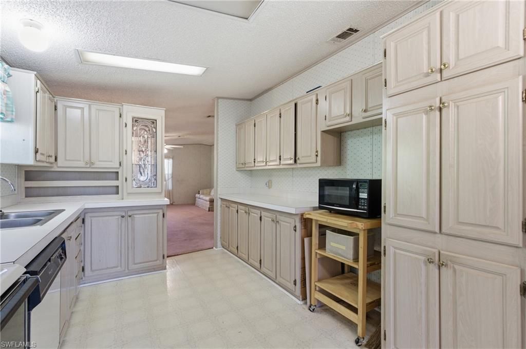 11250 Stringfellow Rd , Bokeelia, FL 33922 Photo