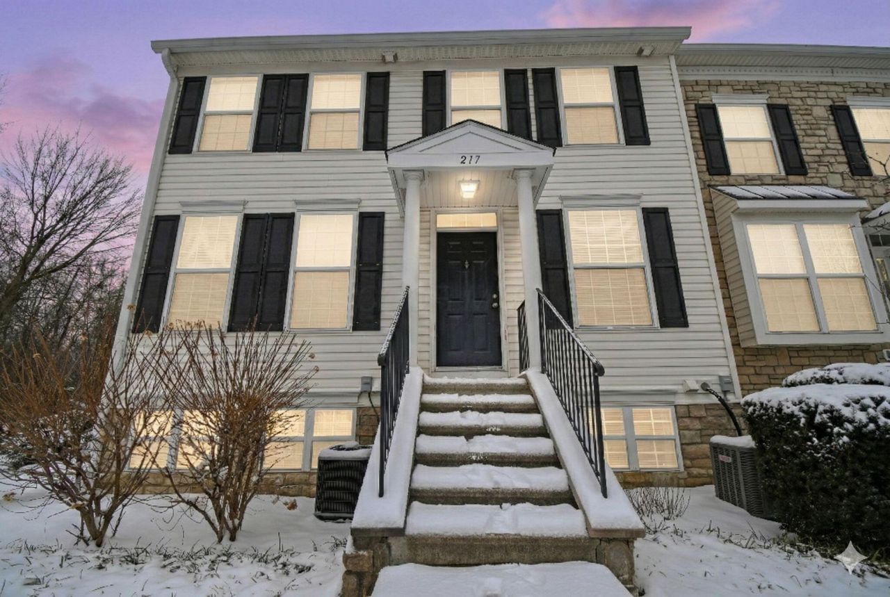 217 Preswicke Mill , Blacklick, OH 43004 Main Photo