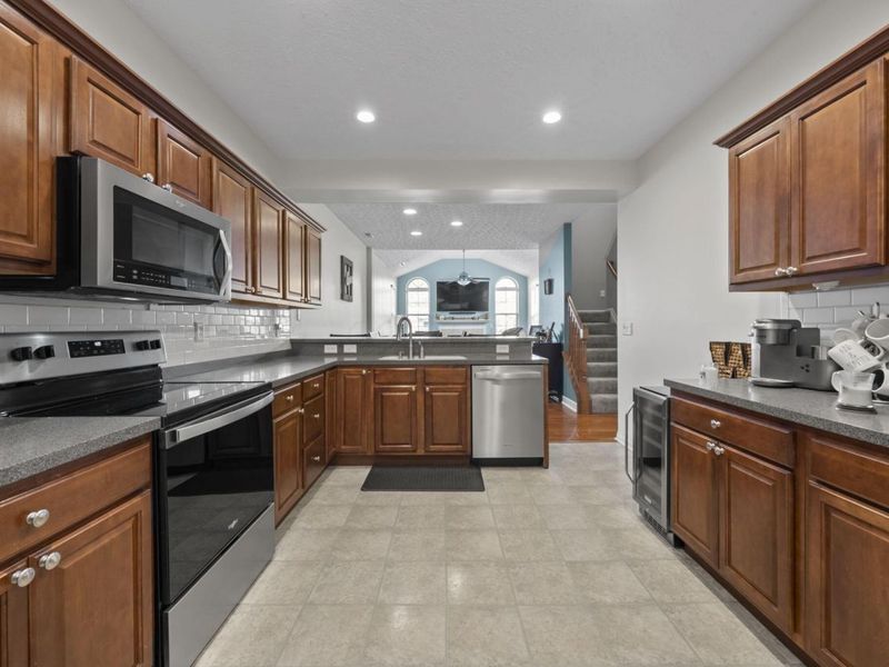 306 Waterside Drive , Delaware, OH 43015 Photo 9