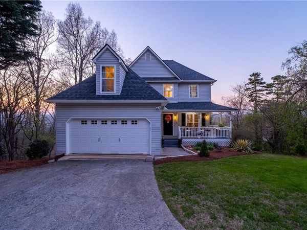 28 Mountain Trail Court SW, Cartersville, GA 30120