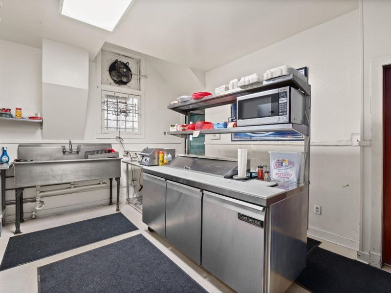 509 Tiffin Avenue, Sandusky, OH 44870 Photo 20