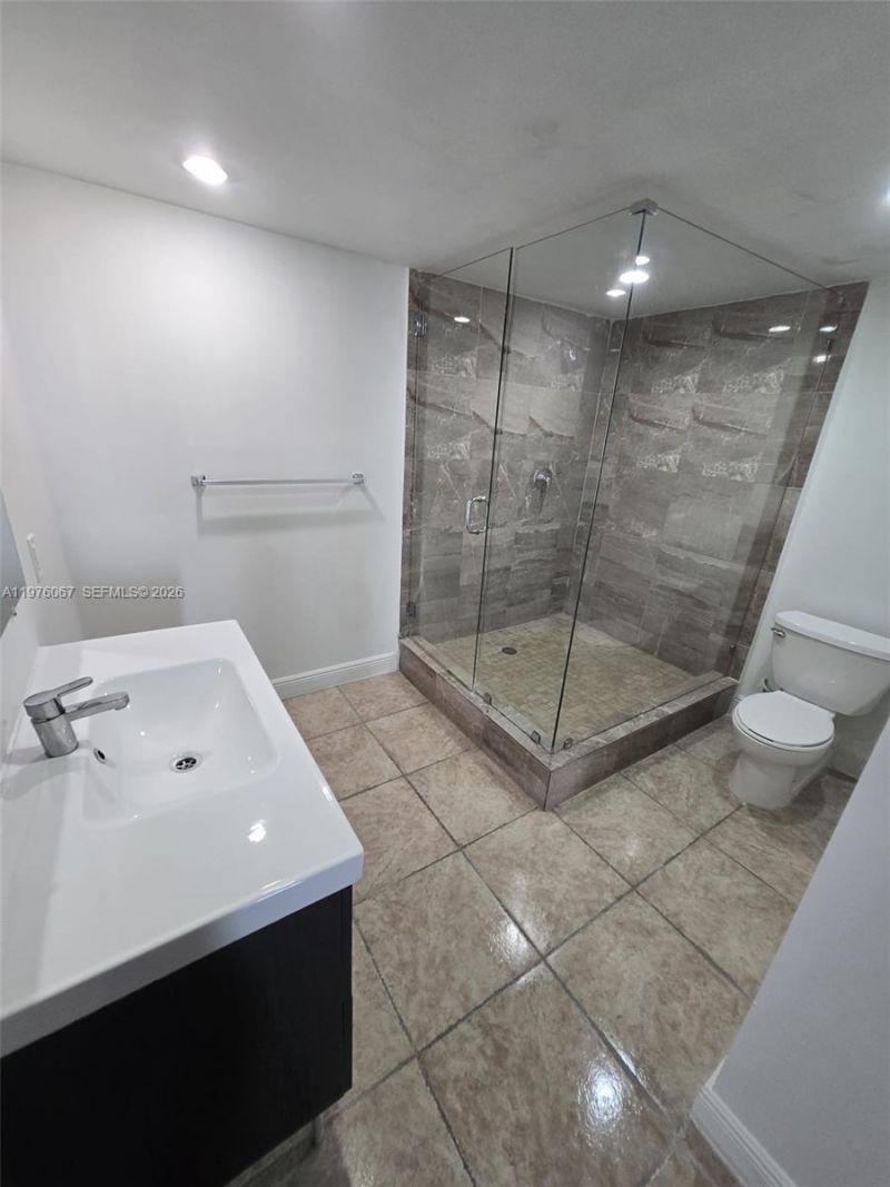 13499 Biscayne Blvd, Unit 1505, North Miami, FL 33181 Photo