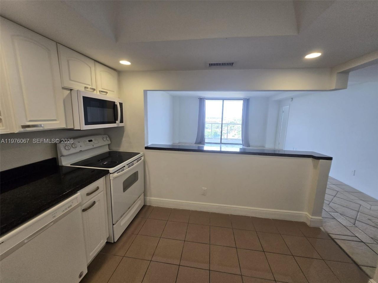 13499 Biscayne Blvd, Unit 1505, North Miami, FL 33181 Photo