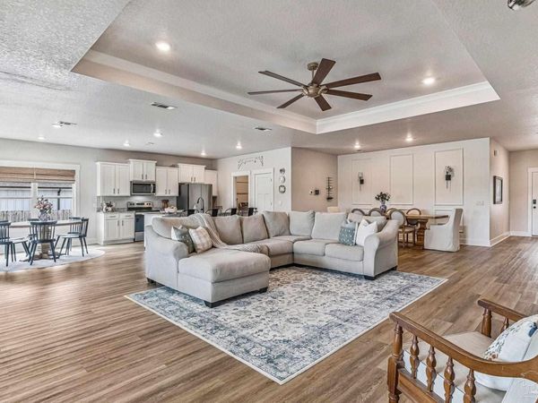 7612 Dewey Jernigan Rd, Pace, FL 32571