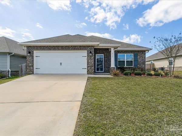 4737 Majestic Palm St, Pace, FL 32571