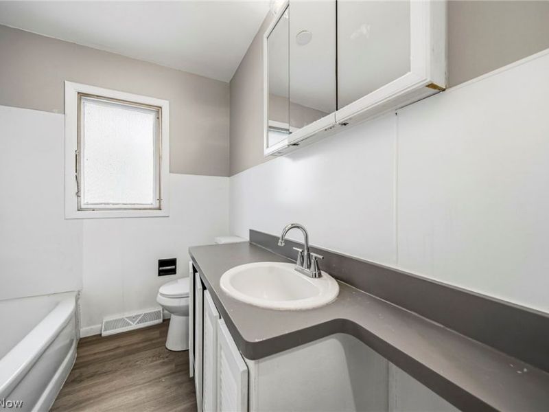 14609 Hale Avenue , Cleveland, OH 44110 Photo 18