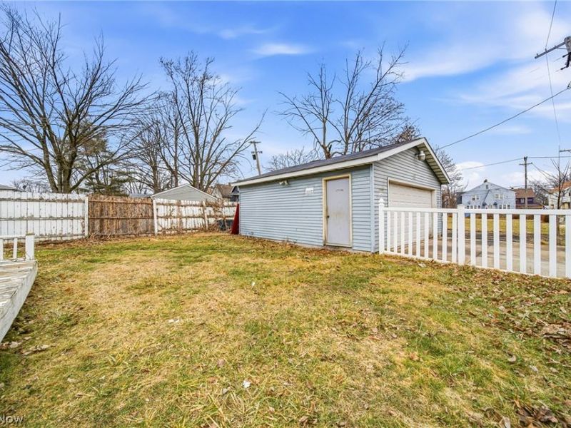 14609 Hale Avenue , Cleveland, OH 44110 Photo 27