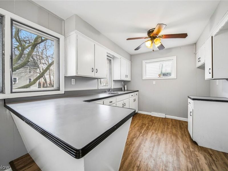 14609 Hale Avenue , Cleveland, OH 44110 Photo 6