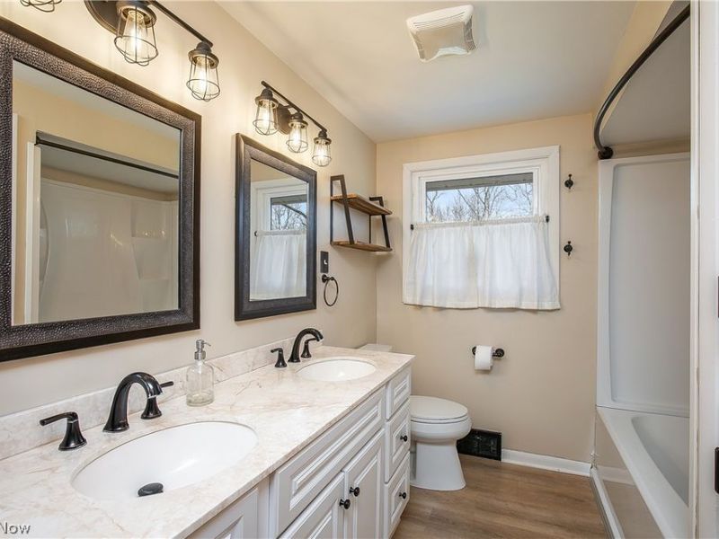 8861 Gladys Street NW, Massillon, OH 44646 Photo 22