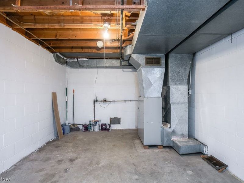 8861 Gladys Street NW, Massillon, OH 44646 Photo 35