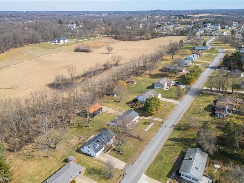 8861 Gladys Street NW, Massillon, OH 44646 Photo 46