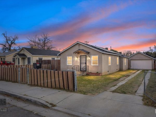 115 E Moneta Avenue, Bakersfield, CA 93308