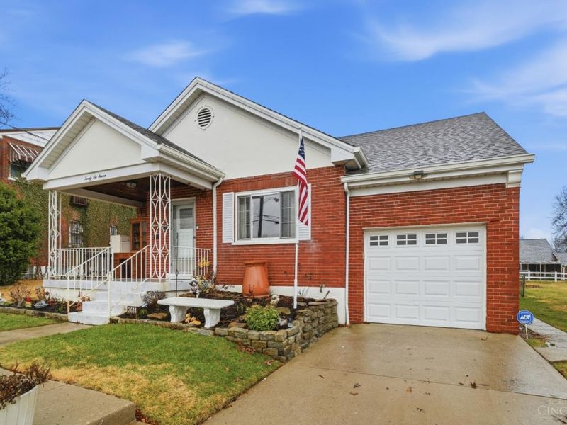 2611 Allaire Avenue, Cincinnati, OH 45239 Photo 3