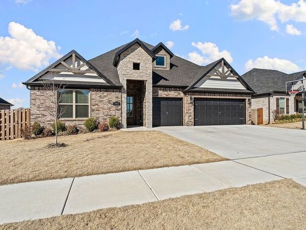 1913 Abbott Lane , Pea Ridge, AR 72751