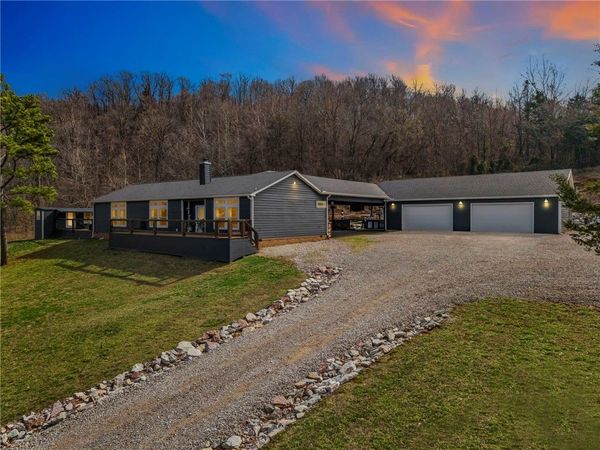 230 Madison 2625, Huntsville, AR 72740