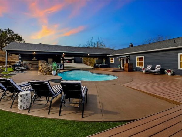 230 Madison 2625, Huntsville, AR 72740