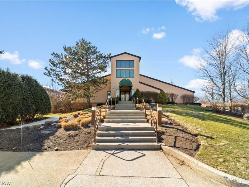 220 Fox Hollow Drive, Mayfield Heights, OH 44124 Photo 26