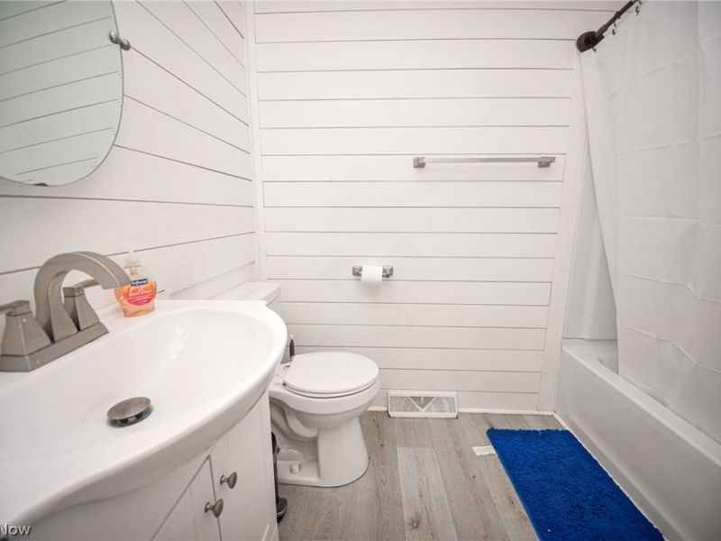 861-863 S Court Street , Medina, OH 44256 Photo 15