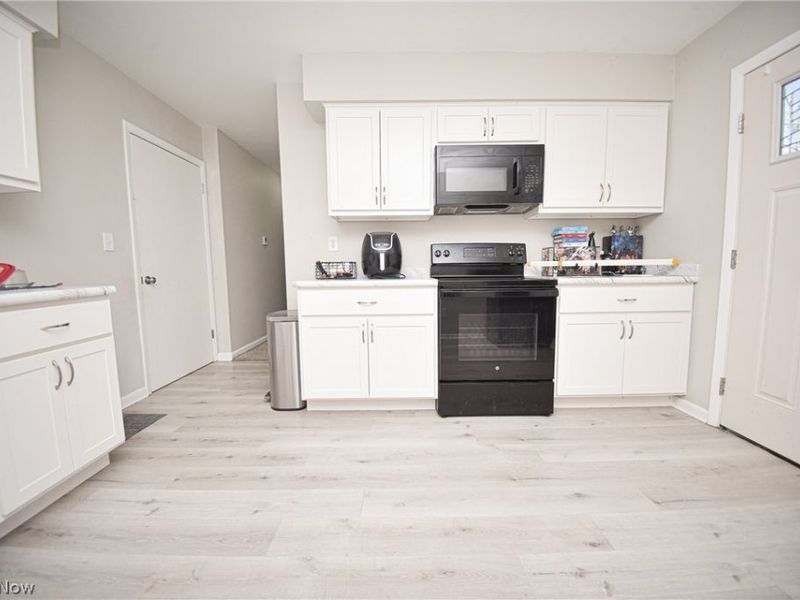 861-863 S Court Street , Medina, OH 44256 Photo 9