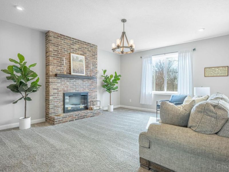 1909 Cleopatra Drive, Middletown, OH 45005 Photo 8