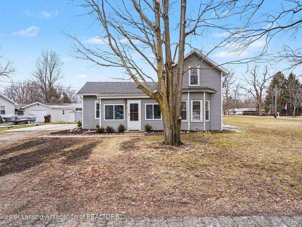 323 Church Street, Laingsburg, MI 48848
