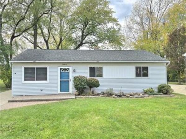 25815 Firwood Avenue, Warren, MI 48089