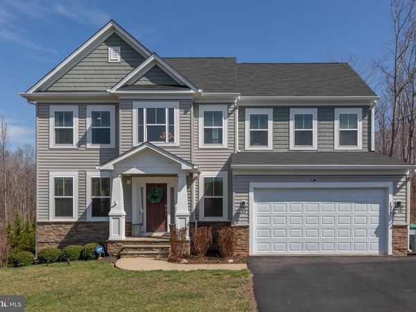 121 HARTWOOD LANDING LANE, FREDERICKSBURG, VA 22406
