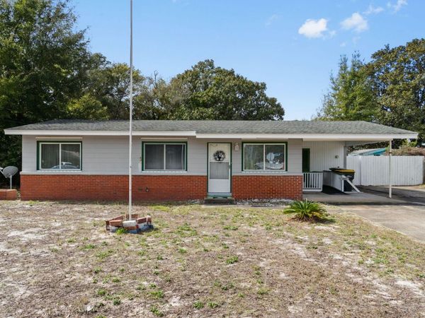 106 SW Cedar Avenue, Fort Walton Beach, FL 32548