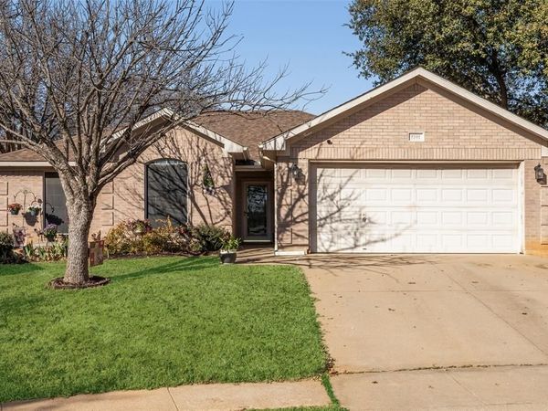 5101 Wilkes Court , Arlington, TX 76017