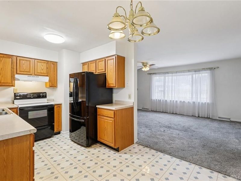 3635 Julie Drive, Franklin Township, OH 45005 Photo 12