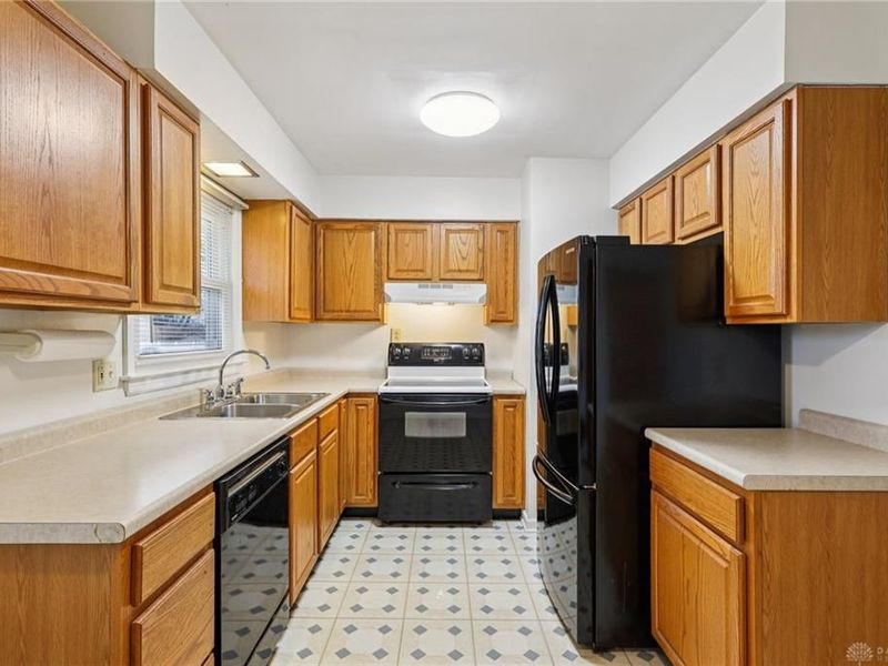 3635 Julie Drive, Franklin Township, OH 45005 Photo 13