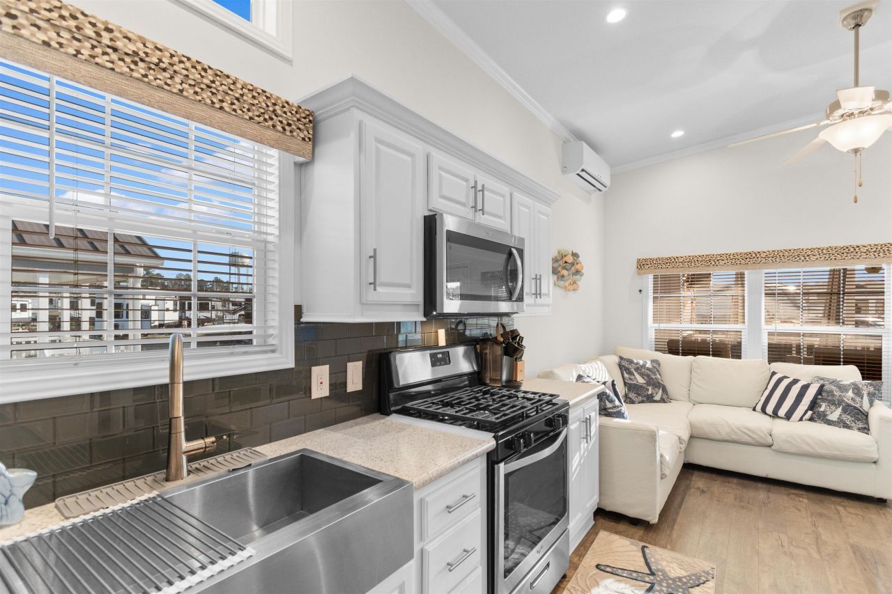 5800 Highway 90  Photo 11