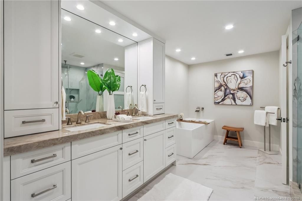 2818 SE Dune Drive, Unit 2307, Stuart, FL 34996 Photo