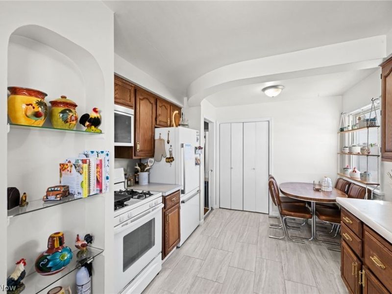 280 E 328th Street, Willowick, OH 44095 Photo 11