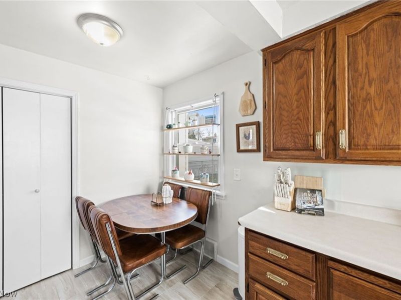 280 E 328th Street, Willowick, OH 44095 Photo 13