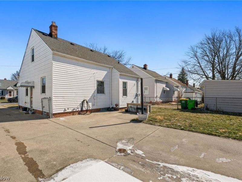 280 E 328th Street, Willowick, OH 44095 Photo 29