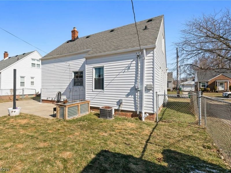 280 E 328th Street, Willowick, OH 44095 Photo 30