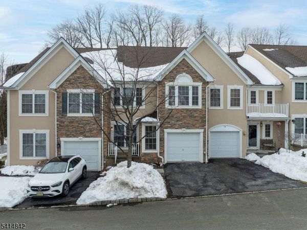 26 Birchwood Lane, North Haledon, NJ 07508