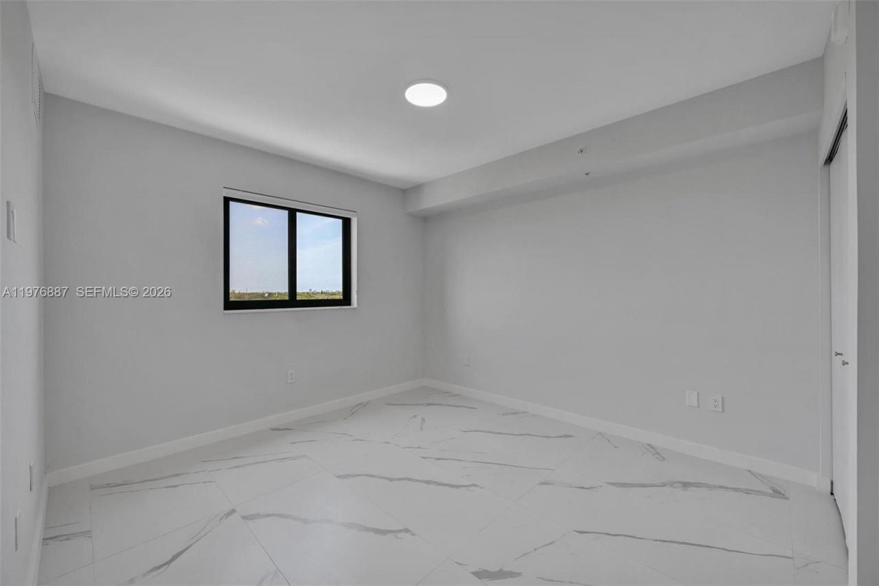 840 NE 130th Street , Unit 211, North Miami, FL 33161 Photo