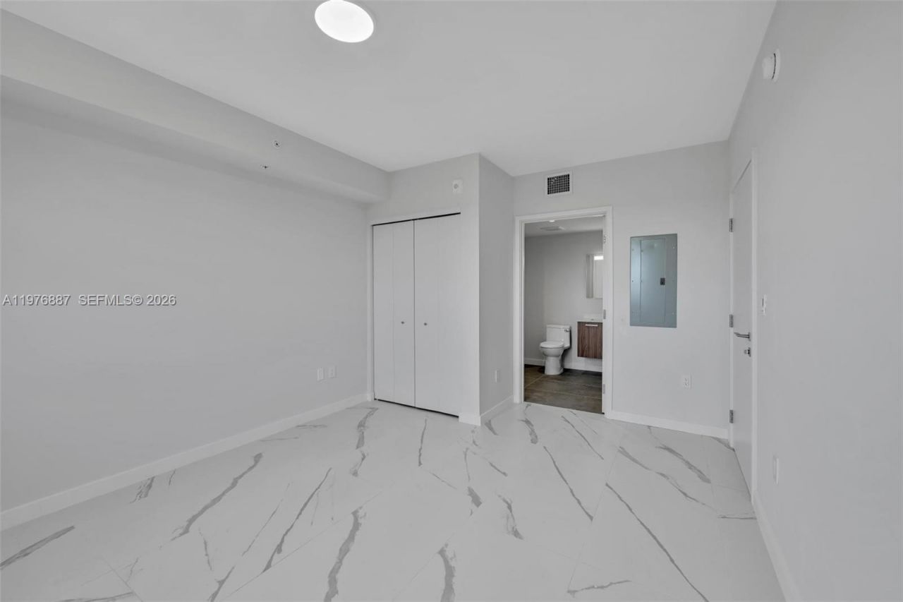 840 NE 130th Street , Unit 211, North Miami, FL 33161 Photo