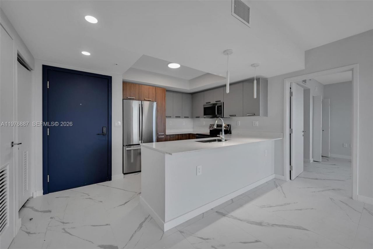 840 NE 130th Street , Unit 211, North Miami, FL 33161 Photo