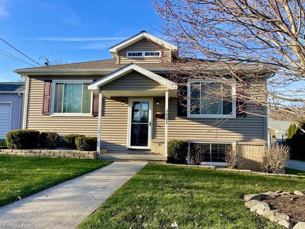 1001 Institute Street, Valparaiso, IN 46383