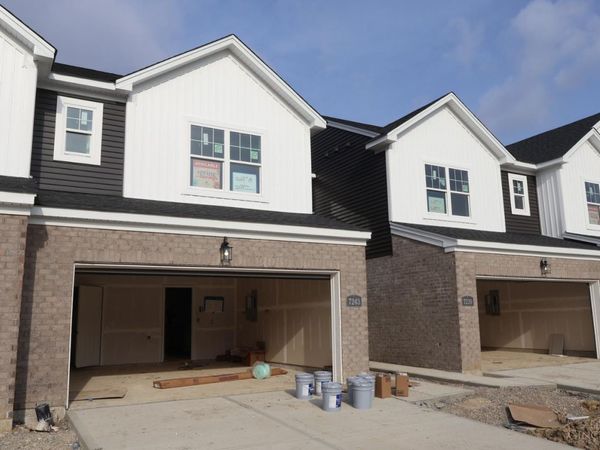 7243 Grandway Drive, Unit 0008, West Chester, OH 45069